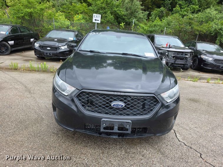 image for item FH6128 2017 Ford Taurus Police Interceptor 