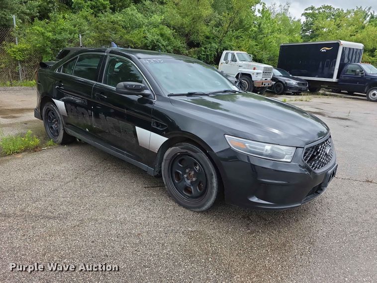 image for item FH6128 2017 Ford Taurus Police Interceptor 