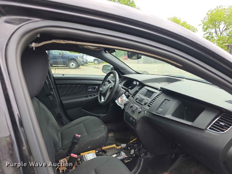 image for item FH6128 2017 Ford Taurus Police Interceptor 