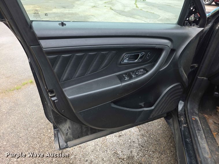 image for item FH6130 2015 Ford Taurus Police Interceptor 