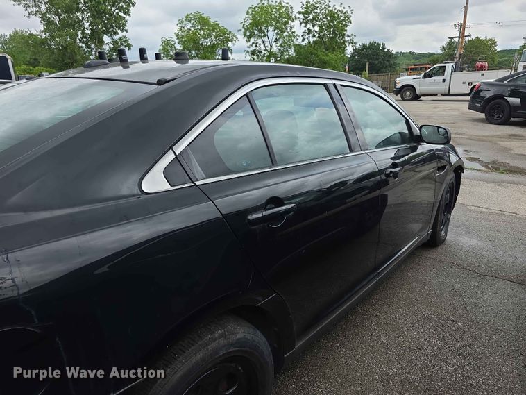 image for item FH6131 2015 Ford Taurus Police Interceptor 