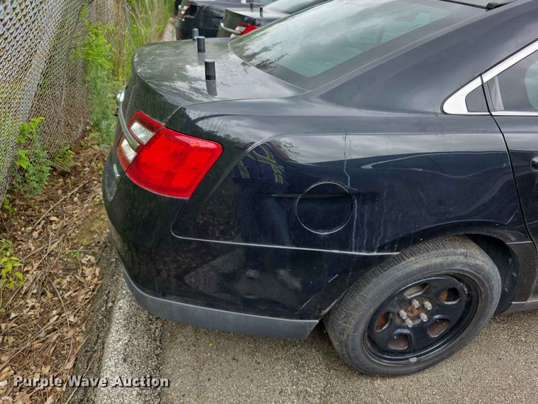 image for item FH6131 2015 Ford Taurus Police Interceptor 