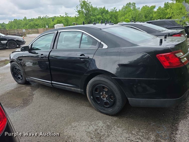image for item FH6131 2015 Ford Taurus Police Interceptor 