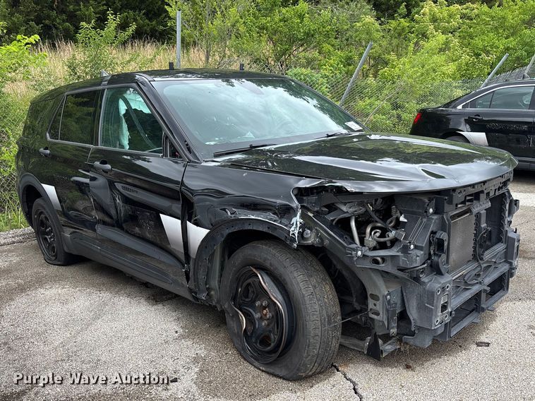 image for item FH6134 2022 Ford Explorer Police Interceptor SUV