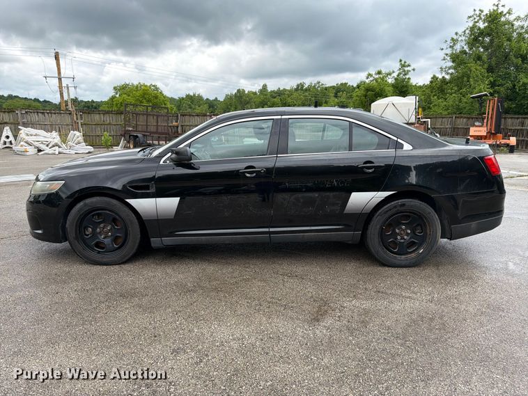 image for item FH6135 2015 Ford Taurus Police Interceptor  
