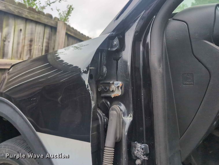image for item FH6137 2022 Ford Explorer Police Interceptor  SUV