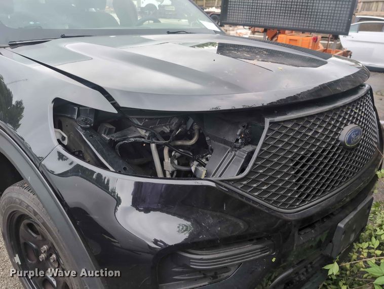image for item FH6137 2022 Ford Explorer Police Interceptor  SUV