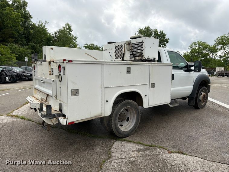image for item FH6138 2013 Ford F450 Super Duty utility / service truck