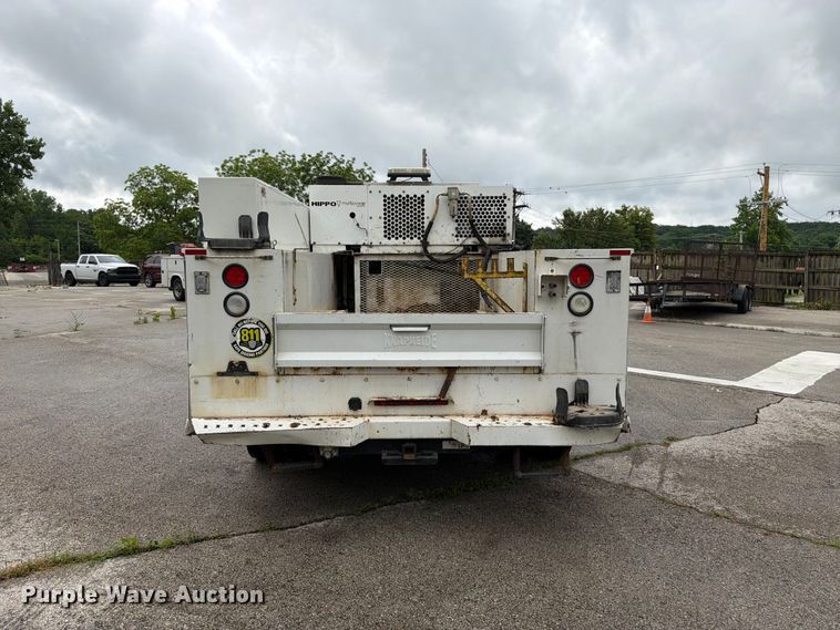 image for item FH6138 2013 Ford F450 Super Duty utility / service truck