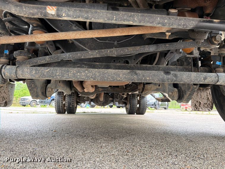 image for item FH6138 2013 Ford F450 Super Duty utility / service truck