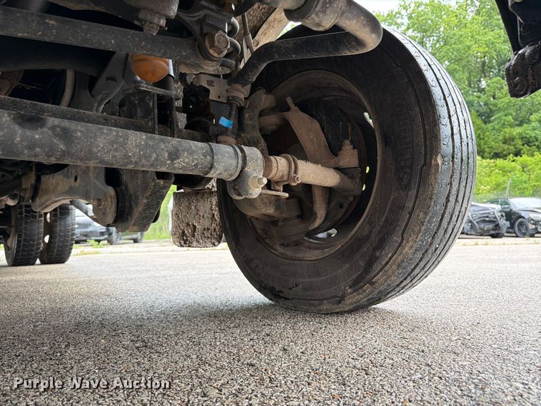 image for item FH6138 2013 Ford F450 Super Duty utility / service truck