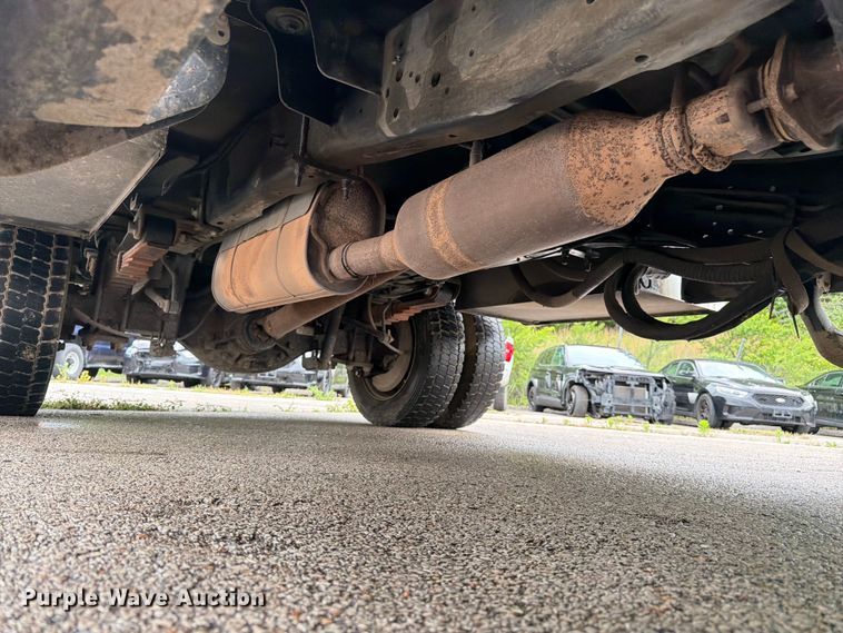image for item FH6138 2013 Ford F450 Super Duty utility / service truck