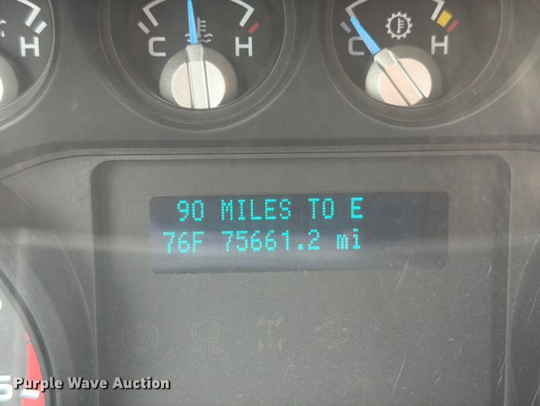 image for item FH6138 2013 Ford F450 Super Duty utility / service truck