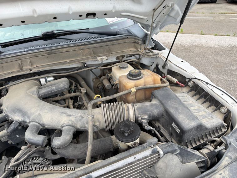 image for item FH6138 2013 Ford F450 Super Duty utility / service truck