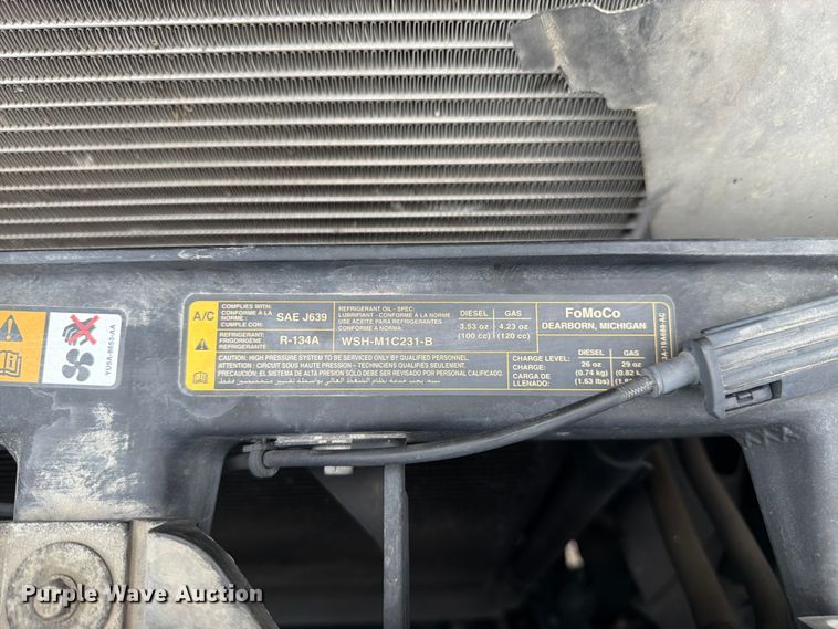 image for item FH6138 2013 Ford F450 Super Duty utility / service truck