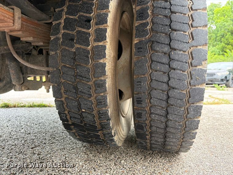 image for item FH6138 2013 Ford F450 Super Duty utility / service truck