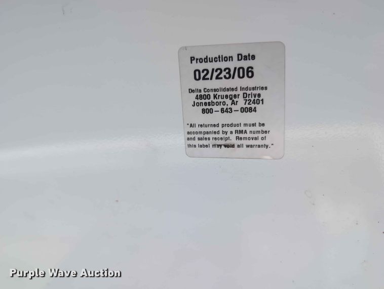 image for item FH6140 2007 Ford F250 Super Duty XL pickup truck