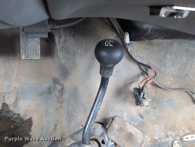 image for item FH6140 2007 Ford F250 Super Duty XL pickup truck
