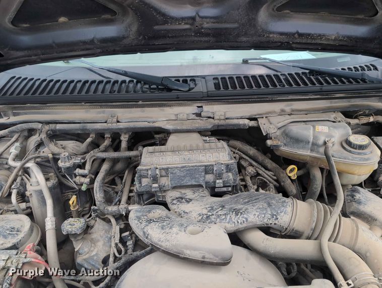 image for item FH6140 2007 Ford F250 Super Duty XL pickup truck