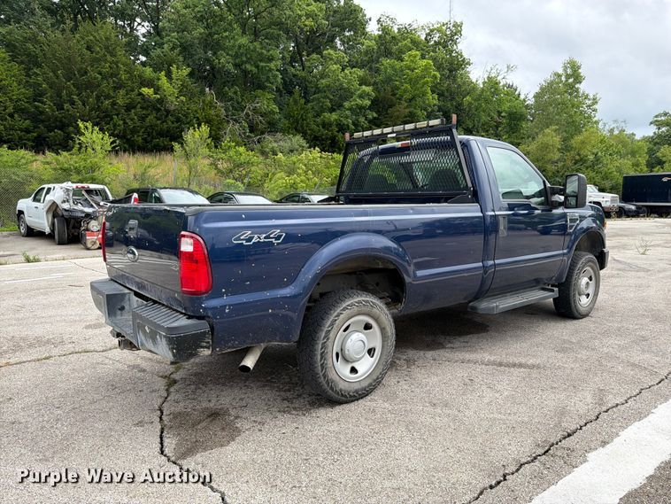 image for item FH6141 2010 Ford F250 Super Duty pickup truck