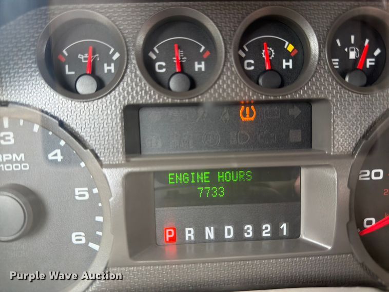 image for item FH6141 2010 Ford F250 Super Duty pickup truck