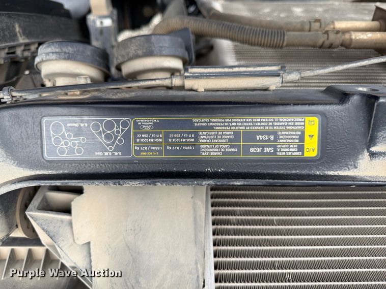 image for item FH6141 2010 Ford F250 Super Duty pickup truck