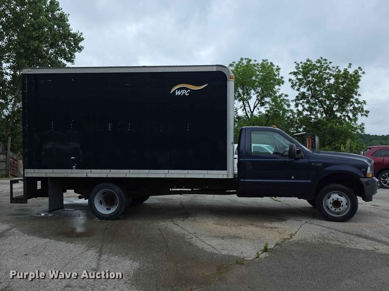 image for item FH6143 2002 Ford F450 Super Duty XL box truck