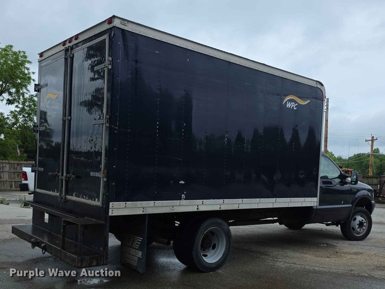 image for item FH6143 2002 Ford F450 Super Duty XL box truck