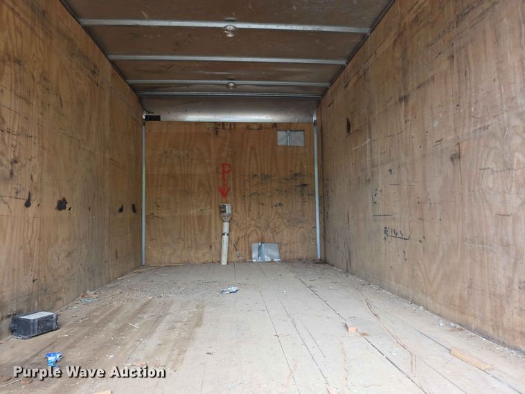 image for item FH6143 2002 Ford F450 Super Duty XL box truck