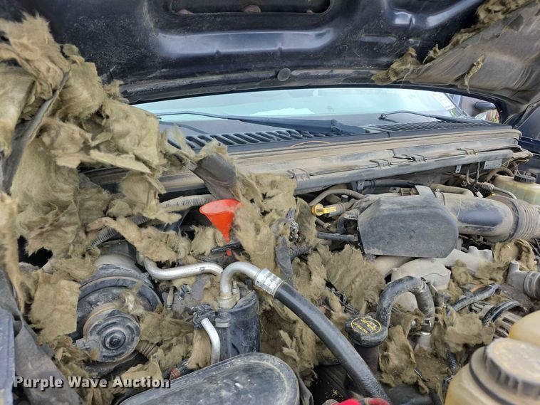 image for item FH6143 2002 Ford F450 Super Duty XL box truck