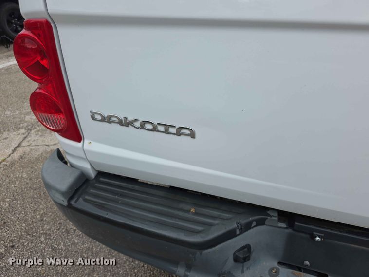 image for item FH6144 2008 Dodge Dakota Ext. Cab pickup truck