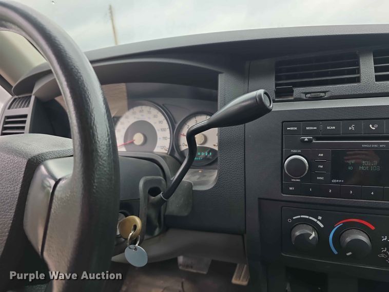image for item FH6144 2008 Dodge Dakota Ext. Cab pickup truck