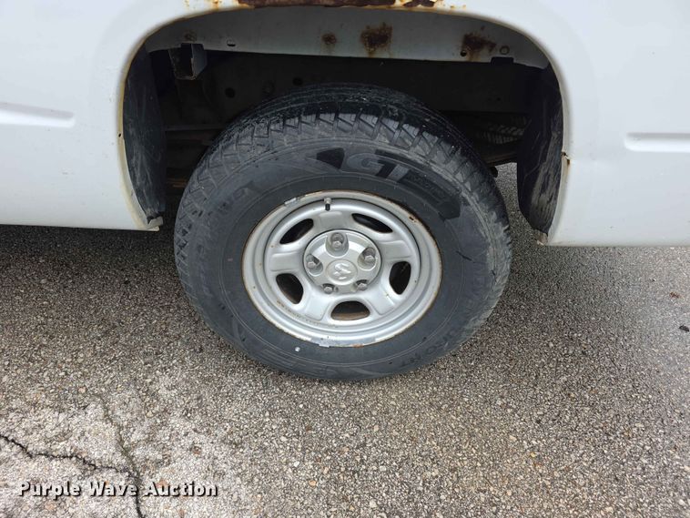 image for item FH6144 2008 Dodge Dakota Ext. Cab pickup truck