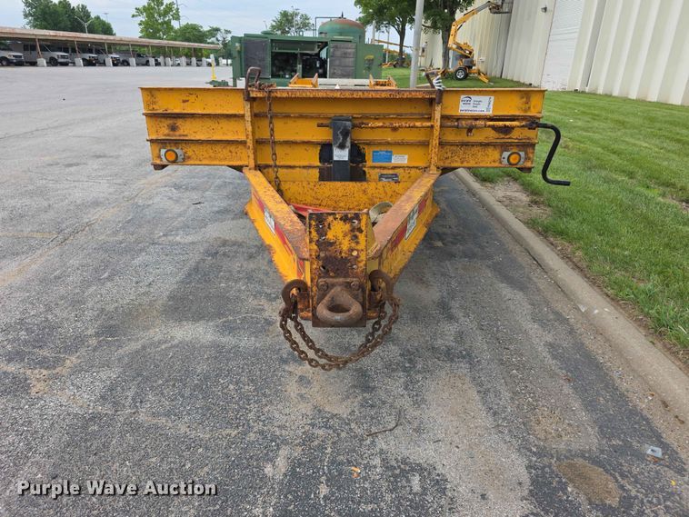 image for item FH6218 1999 Holden HCZ24KT equipment trailer