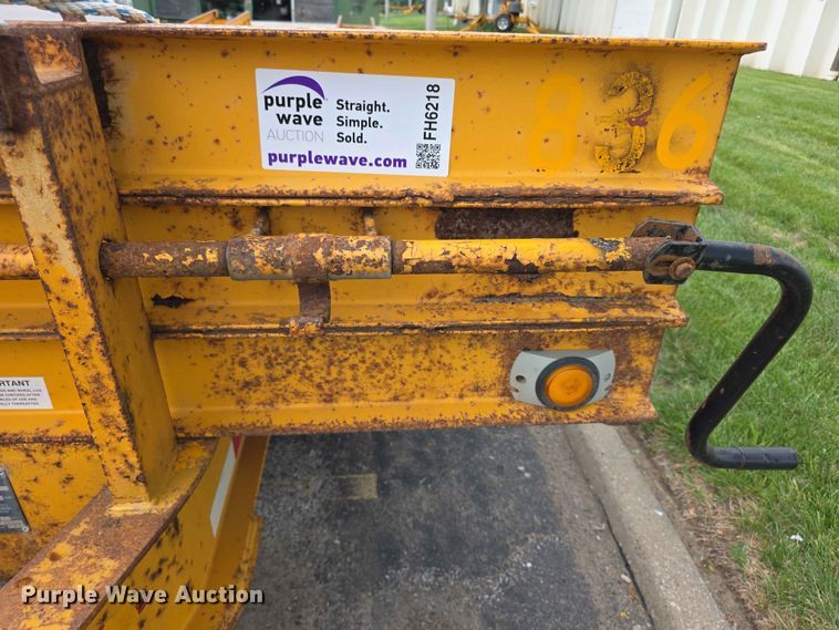 image for item FH6218 1999 Holden HCZ24KT equipment trailer