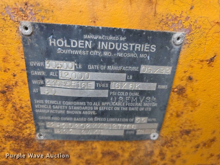 image for item FH6218 1999 Holden HCZ24KT equipment trailer