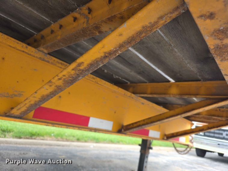 image for item FH6218 1999 Holden HCZ24KT equipment trailer
