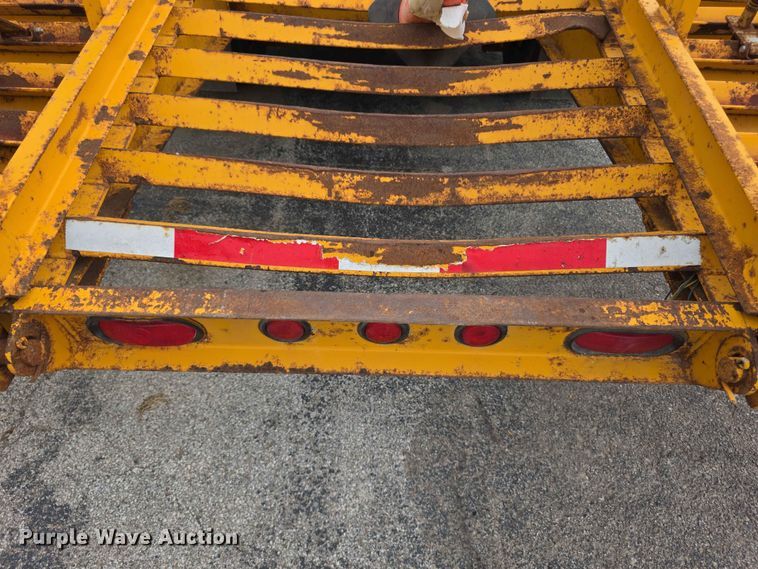 image for item FH6218 1999 Holden HCZ24KT equipment trailer