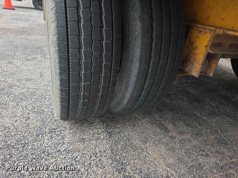 image for item FH6218 1999 Holden HCZ24KT equipment trailer