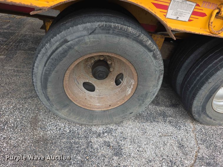 image for item FH6218 1999 Holden HCZ24KT equipment trailer
