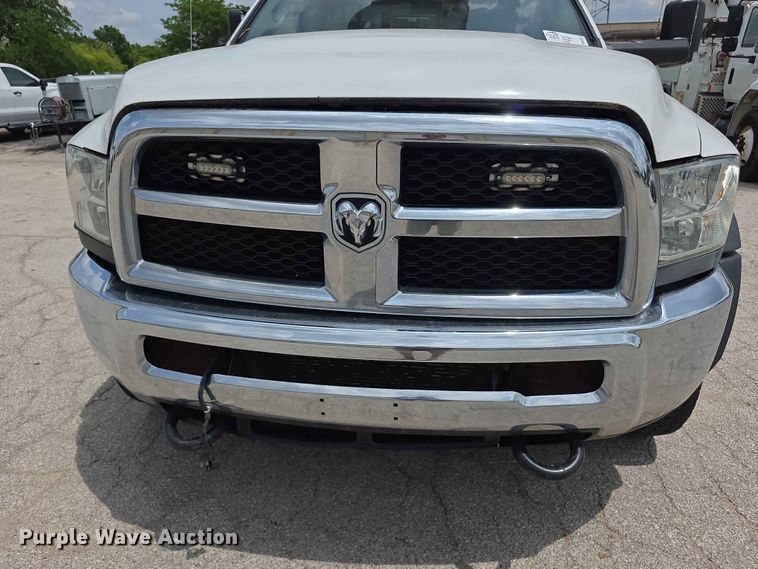 image for item FH6221 2015 Dodge Ram 5500HD bucket truck