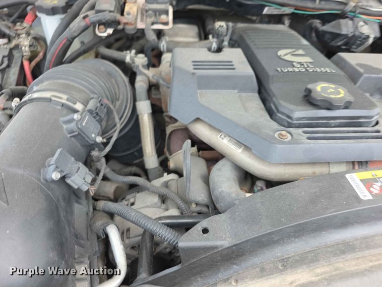 image for item FH6221 2015 Dodge Ram 5500HD bucket truck