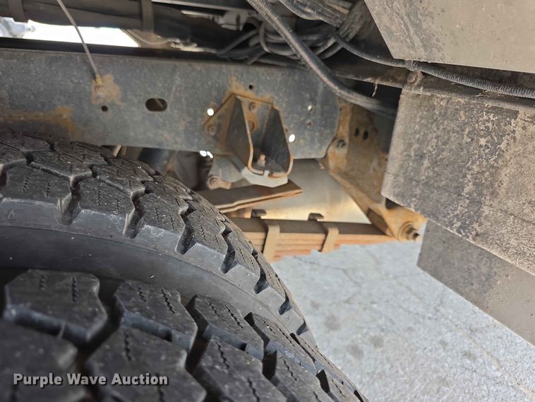 image for item FH6221 2015 Dodge Ram 5500HD bucket truck