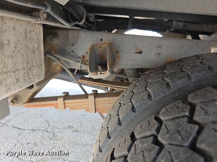 image for item FH6221 2015 Dodge Ram 5500HD bucket truck