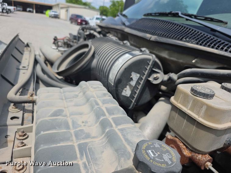 image for item FH6224 2005 GMC C5500 utility / service truck