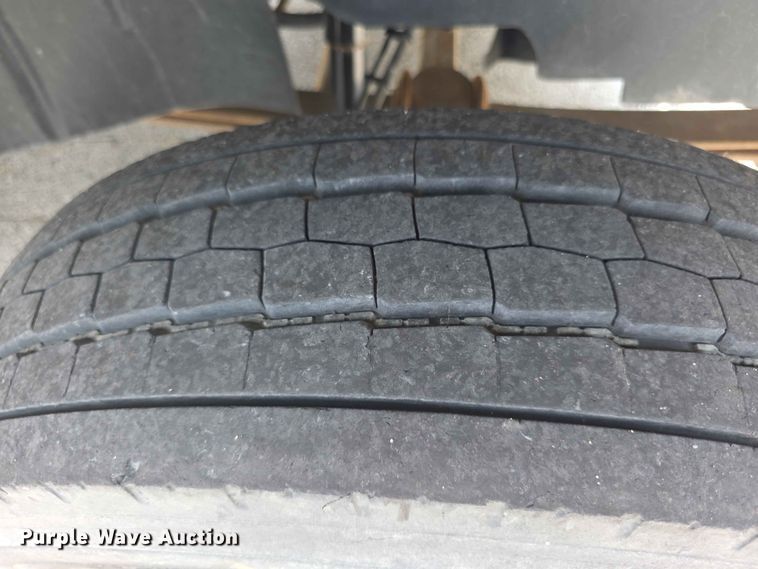image for item FH6224 2005 GMC C5500 utility / service truck