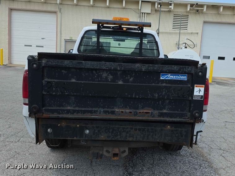 image for item FH6225 2003 Ford F250 Super Duty pickup truck