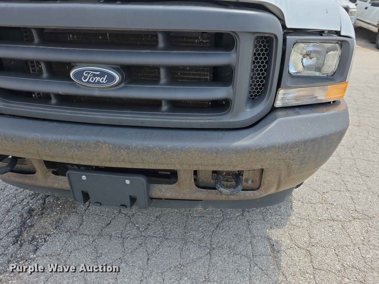 image for item FH6225 2003 Ford F250 Super Duty pickup truck