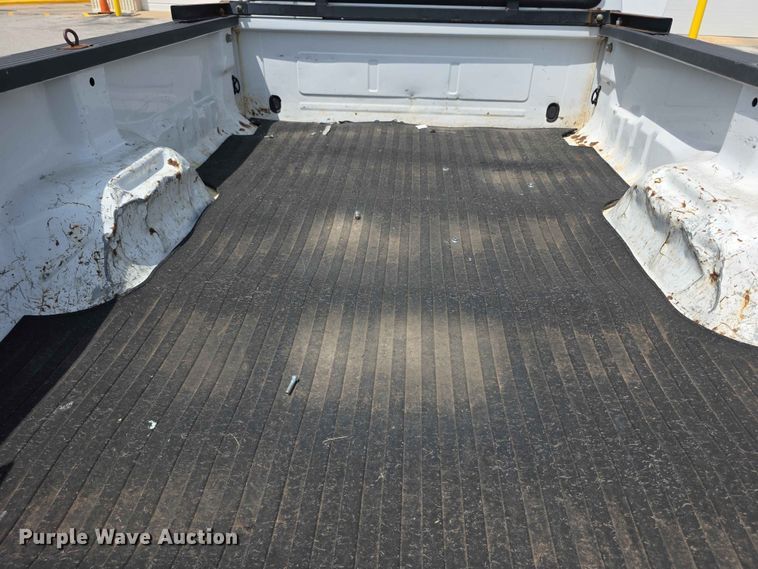 image for item FH6225 2003 Ford F250 Super Duty pickup truck