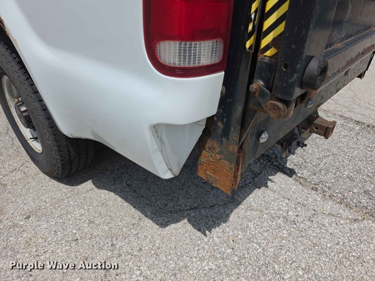 image for item FH6225 2003 Ford F250 Super Duty pickup truck